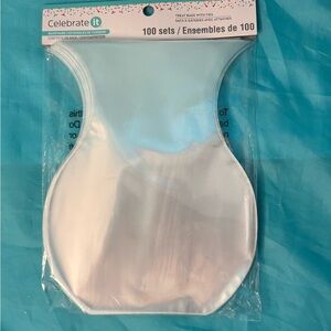 Celebrate It 100 food safe treat bags with silver tone twist ties